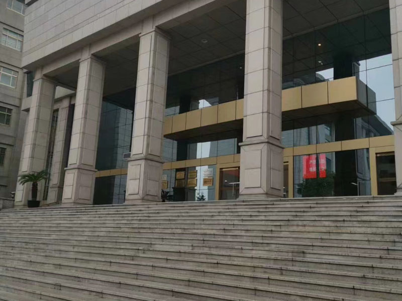 深圳離婚財產律師講解保險屬于夫妻共同財產嗎？離婚時如何分割？